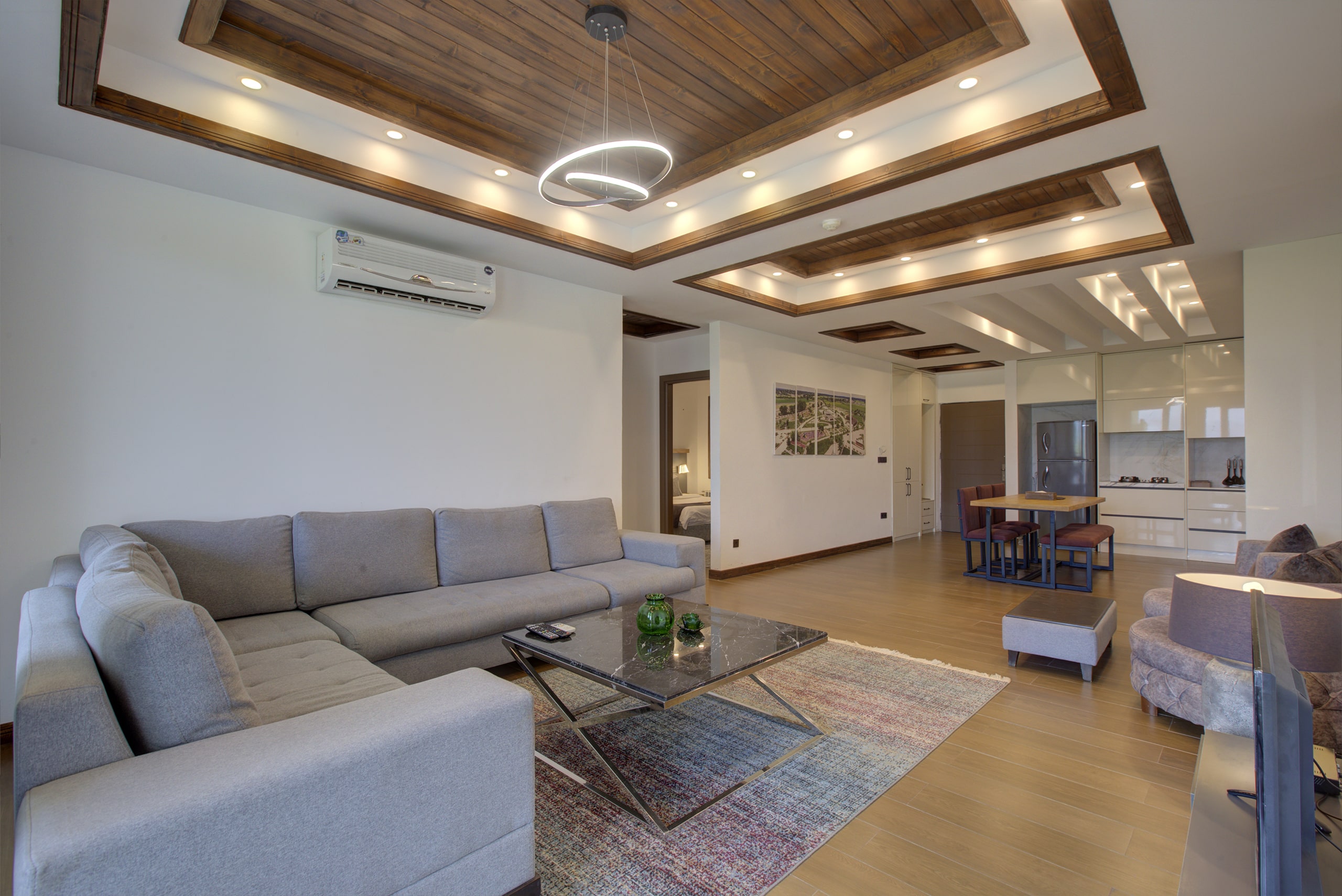 آپارتمان طبقه دهم واحد 1003